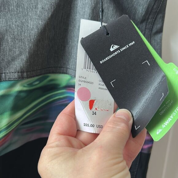 Quiksilver Men's Highline Board Shorts Size 34 New with Tags - Picture 2 of 5